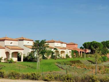 Detached house with terrace or loggia located in Languedoc