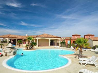 Detached house with terrace or loggia located in Languedoc