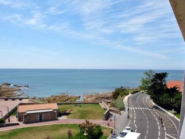 Apartment Les Sables-d'Olonne 2 bedrooms 6 persons - FR-1-422-28