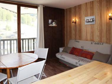 Studio Les Orres 1 pièce 4 personnes - FR-1-322-129