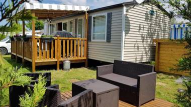 Camping Les Charmettes-Mobile Home Vacances
