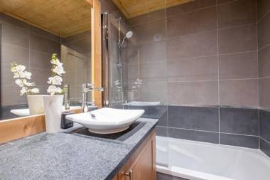 IRIS A3 Chalet Delys