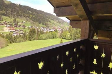 Chalet Amitie near supervised lake 100 m slopes multi-activity pass FREE