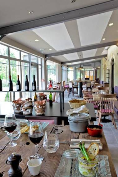 Hôtel Les Glycines - Restaurant & Spa