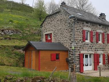 Gîte Les Estables 4 pièces 6 personnes - FR-1-582-143