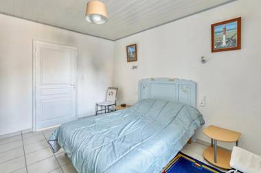 Maison de 2 chambres a L'Epine a 700 m de la plage avec jardin clos et wifi