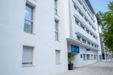 Zenitude Hôtel-Résidences Le Mans Novaxis