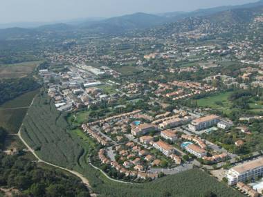 Lagrange Vacances Le Domaine d’Azur et Tahiti Park