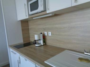 Studio Le Lavandou 1 pièce 3 personnes - FR-1-308-77