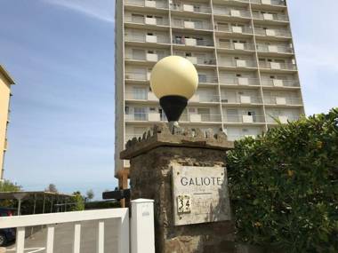 Appartement Le Lavandou 2 pièces 4 personnes - FR-1-308-82