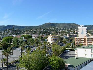 Studio Le Lavandou 1 pièce 2 personnes - FR-1-251-391