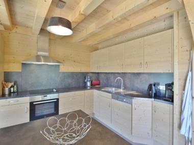 Chalet Le Grand-Bornand 5 pièces 8 personnes - FR-1-391-8