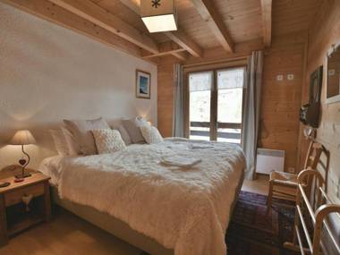 Chalet Le Grand-Bornand 8 pièces 16 personnes - FR-1-391-33