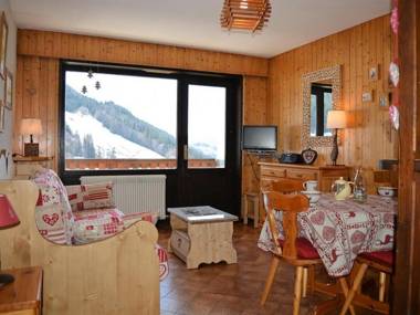 Studio Le Grand-Bornand 1 pièce 4 personnes - FR-1-241-92