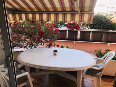 Appartement 2 pieces piscine