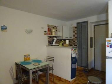 2 PIÈCES 35 M² CAP D'AGDE CENTRE PORT BEL APPARTEMENT TYPE 2 LOGGIA PISCINE