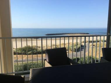 Appartement de 3 chambres a Le cap D'Agde a 50 m de la plage avec vue sur la mer piscine partagee et jardin clos