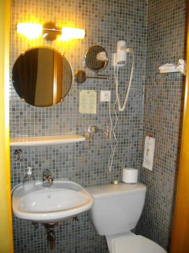 Logis Hôtel Restaurant La Tête Des Faux