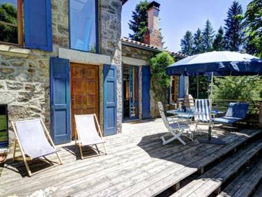 Gîte Le Bessat 4 pièces 6 personnes - FR-1-496-24