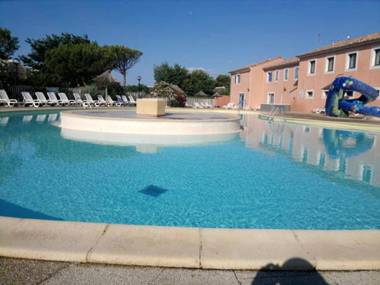 Maison de 2 chambres avec vue sur le lac piscine partagee et jardin clos a Le Barcares