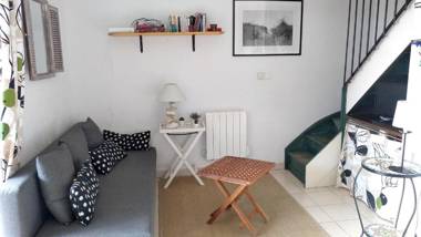 Maison de 2 chambres avec vue sur le lac piscine partagee et jardin clos a Le Barcares