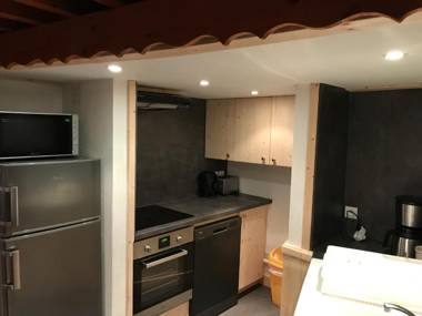 LE SAPORTA- Studios et Appartements meublés de tourisme