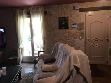 Holiday Home in Lamonzie-Montastruc with Garden