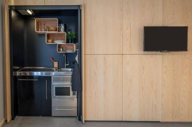 Le Chat Qui Dort - Suites