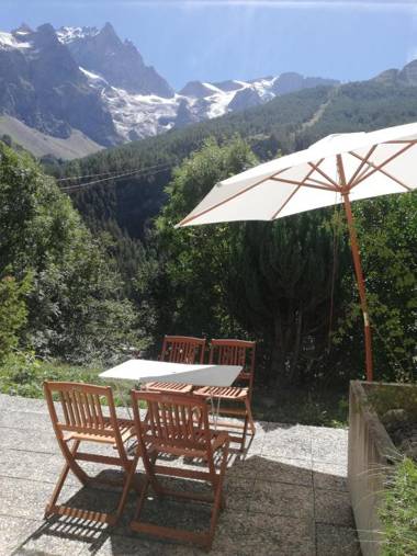 Les balcons de la Meije n14 - Studio 4 people with terrace in La Grave