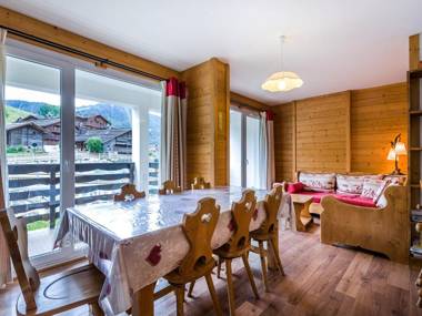 Appartement La Clusaz 4 pièces 8 personnes - FR-1-437-34