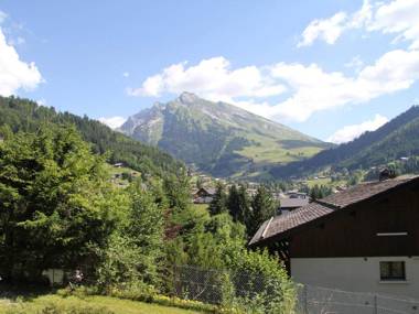 Appartement La Clusaz 3 pièces 6 personnes - FR-1-459-43