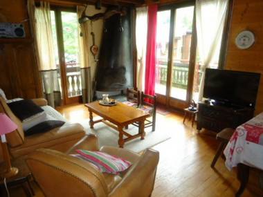 Chalet La Clusaz 5 pièces 6 personnes - FR-1-459-129
