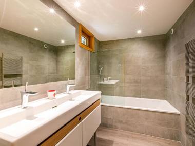 Chalet La Clusaz 5 pièces 10 personnes - FR-1-437-80