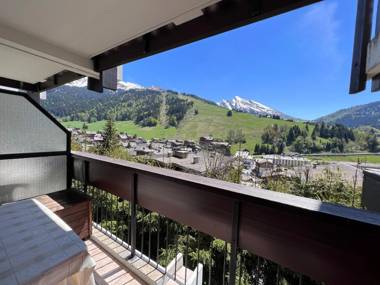 Ours blanc 1 studio avec vue