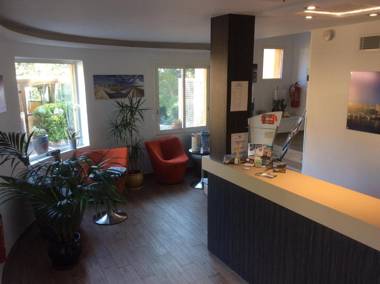 Hôtel Corniche du Liouquet