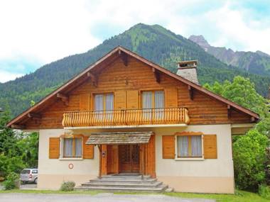 Lovely Chalet in La Chapelle d Abondance with Mountain View