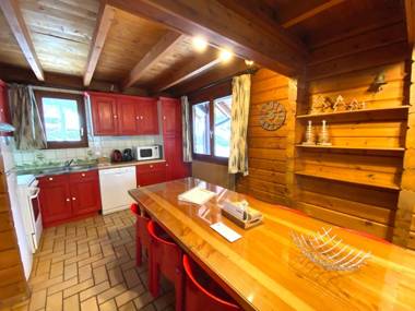 LE MONTAGNARD Chalet en bois