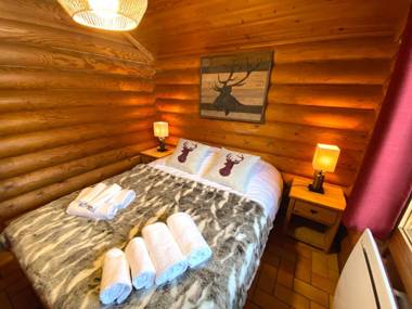 LE GRAND CERF Chalet en rondins