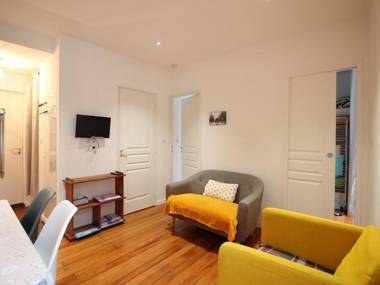 Appartement La Bourboule 3 pièces 5 personnes - FR-1-608-96