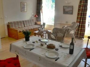 Appartement La Bourboule 3 pièces 4 personnes - FR-1-608-53