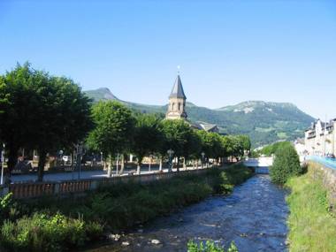 Appartement La Bourboule 2 pièces 4 personnes - FR-1-608-80