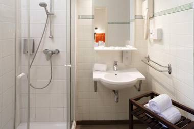 Logis Hotel Les Cedres