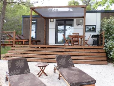 Le Jas de Joucas Hôtel-Restaurant