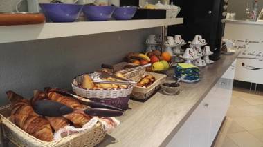 Hôtel Cinépole 3 étoiles Joinville le Pont