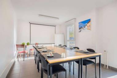 Comfort Suites Pau Idron