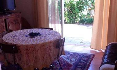 Appartement de 2 chambres avec jardin amenage et wifi a Hyeres a 1 km de la plage