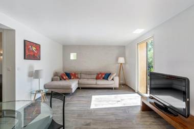 Appartement d'une chambre a Hyeres a 800 m de la plage avec piscine privee jardin clos et wifi