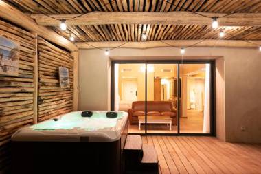 Le Hameau Des Pesquiers Ecolodge & Spa Curio Collection By Hilton