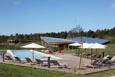 Les Échasses Golf & Surf Eco Lodge