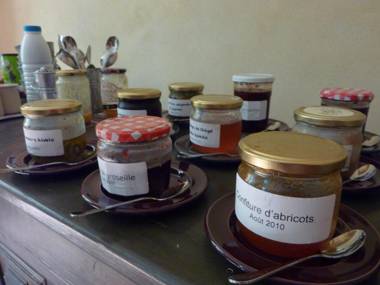 Des Lits Sur La Place